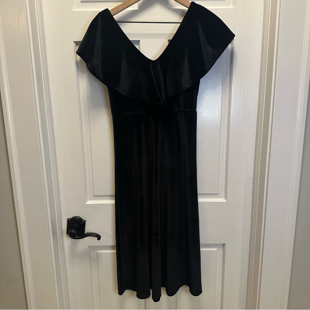 FRNCH Black Velvet Midi‎ Dress